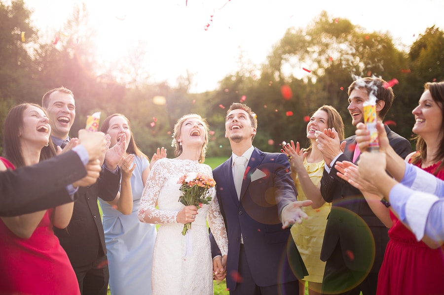 Bien s’habiller pour un mariage : quelques idées de tenues pour homme et pour femme